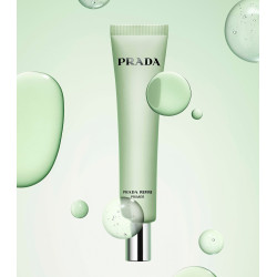 Prada Beauty  Refine Blurring Extending Primer 